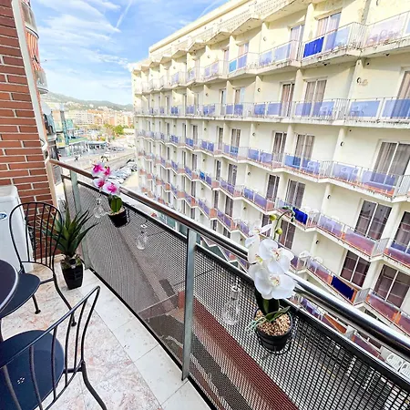 Apartment Red Lloret *